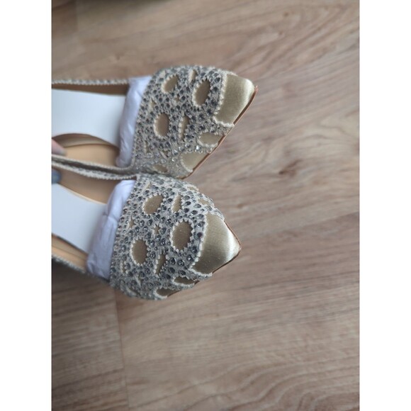 Badgley Mischka Rouge Crystal Embellished Heels Womens 6.5 - Picture 4 of 16